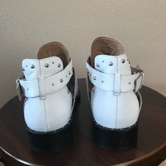 Halogen Hailey Studded Ankle Bootie - Picture 6 of 8